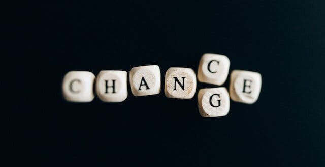 Letter cubes spelling 'chance' or 'change'